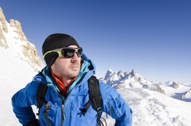 alpinist Dağları arıyorsunuz