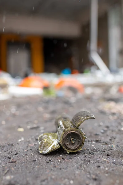 Fragment Metal Vojenská Raketová Bomba Během Války Ukrajině Čip Raketová — Stock fotografie