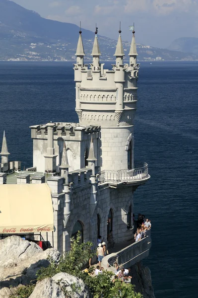 Nido de golondrina cerca de Yalta, Crimea — Foto de Stock