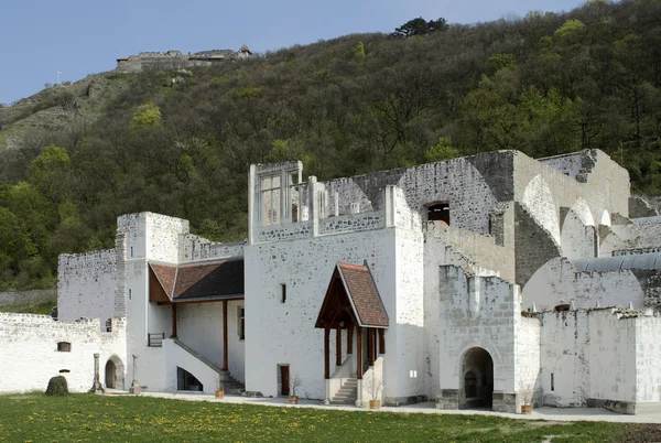 Remains of the renaissance palace in Visegrad — Stock Photo, Image