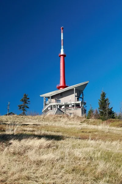Televizní vysílač na Lysé hoře — Stock fotografie