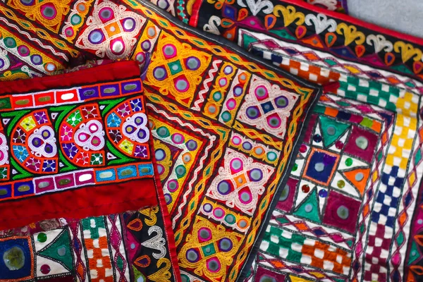 Ceintures Ethniques Multicolores Avec Miroirs Coquillages Marché Rajasthan Inde Broderie — Photo