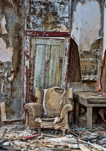 Verfallener Stuhl in Randsberg — Stockfoto