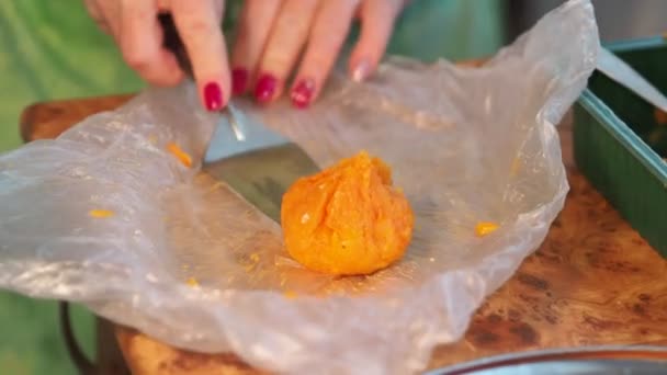 Asian Cuisine Vegetarianism Elderly Woman Makes Oranges Grated Carrots Fillings — стоковое видео