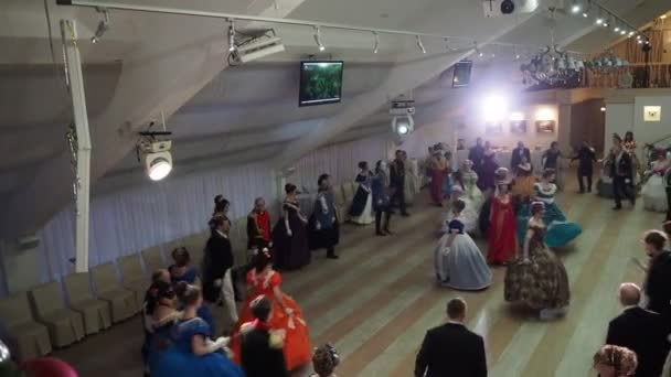 Nowosybirsk Rosja Styczeń 2022 Świąteczny Bal Tancerze Pięknych Strojach Towarzyskich — Wideo stockowe