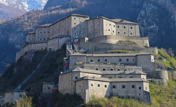 Bard fort aosta Vadisi