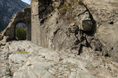 Roma Galya yolu ve onun kemer