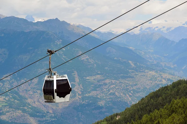 Teleférico de gôndola — Fotografia de Stock