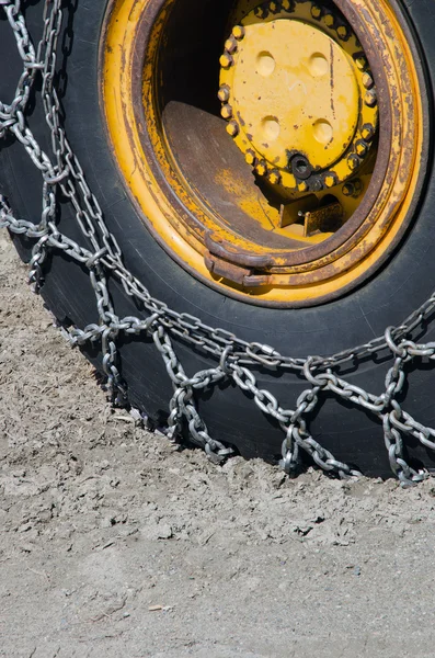 Cadenas de nieve de vehículos pesados —  Fotos de Stock