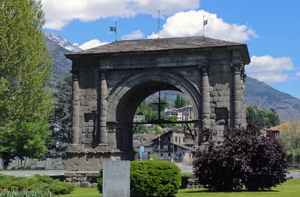 Arco de augusto — Fotografia de Stock