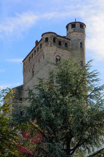 Castelo de Serralunga — Fotografia de Stock