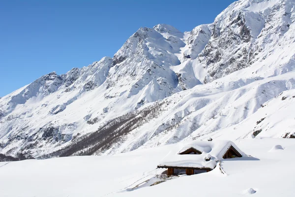 Inverno in alta Valtournenche Fotografia Stock