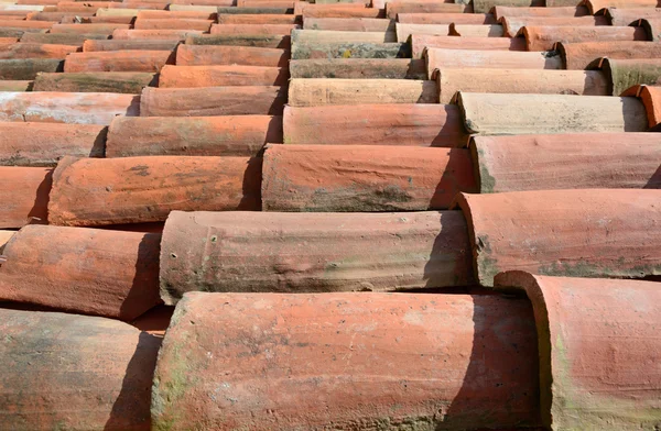 Curved clay tiles — Stock Photo, Image