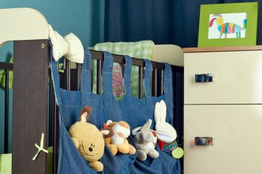 Çocuk yatak odası ile yatak ve Çekmeceli