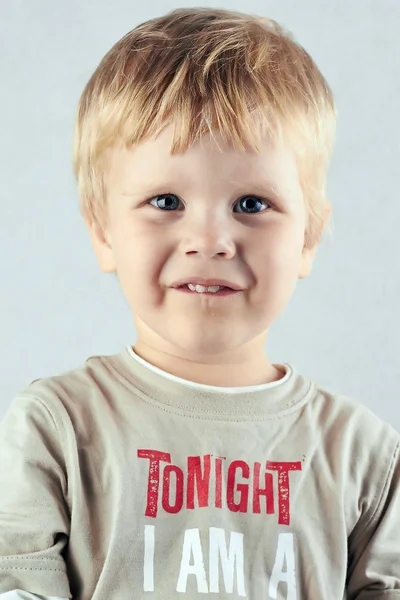 Handsome  blond boy  Looking At Camera — Stock Photo, Image