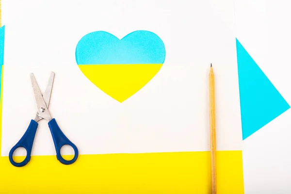 Μπλε Και Κίτρινο Χρώμα Χαρτί Υφή Φόντο Καρδιά Κομμένα Από — Φωτογραφία Αρχείου