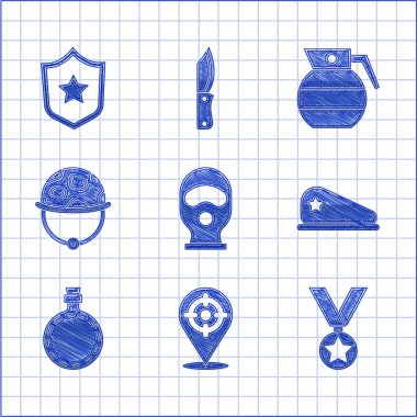 Kar maskesi, hedef sporu, askeri ödül madalyası, bere, matara, miğfer, el bombası ve ikon. Vektör
