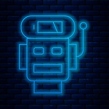 Parlayan neon hattı düşük akü şarj ikonu tuğla duvar arka planında izole edildi. Yapay zeka, makine öğrenme, bulut hesaplama. Vektör