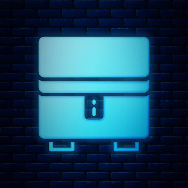 Parlayan neon mücevher kutusu simgesi tuğla duvar arkasında izole edilmiş. Mücevherli bir tabut. Vektör