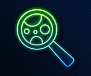 Büyüteç simgesi altında parlayan neon hattı mikroorganizmaları mavi arkaplanda izole edildi. Bakteri ve mikroplar, hücre kanseri, mikrop, virüs, mantar. Vektör