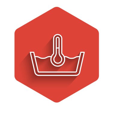 Beyaz çizgi sıcaklık yıkama ikonu uzun gölge arkaplan izole. Sıcaklık temizleme, kırmızı altıgen düğmesi. Vektör