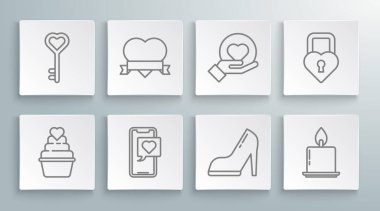 Sabit çizgi, kalp ve kurdele, kalp konuşma balonlu akıllı telefon, yüksek topuklu kadın ayakkabı, yanan mum, el, Castle 'ın şekli ve anahtar ikonu. Vektör
