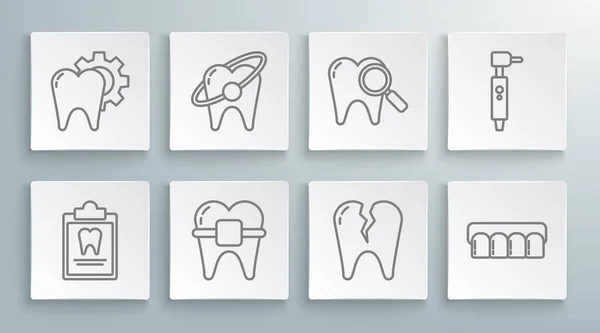 Set line Portapapeles con tarjeta dental, concepto de blanqueamiento dental, ortodoncia, diente roto, modelo de prótesis dentales, búsqueda dental, taladro y procedimiento de tratamiento icono. Vector — Archivo Imágenes Vectoriales