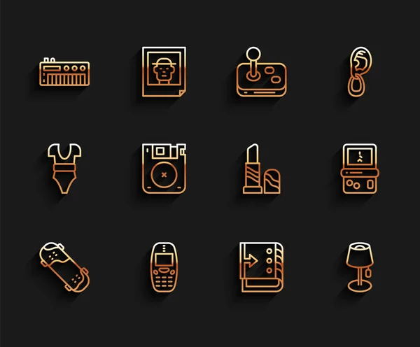 Set line Truco de monopatín, Teléfono móvil antiguo, Sintetizador de música, Controlador de mezclador de sonido, Lámpara de piso, Disco flexible, Tetris e icono de lápiz labial. Vector — Archivo Imágenes Vectoriales