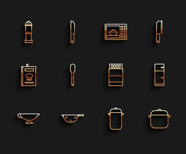 Sauce boat, Kitchen süzgeci, Pepper, Cooking pot, Spoon, Buzdolabı ve kibrit kutusu kibrit kutusu ikonu. Vektör