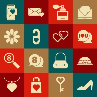 Set Kadını Ayakkabısı, Zarif Kadın Şapkası, Seni Seviyorum Konuşması, Parfüm, Lütfen Kalbi, Çiçeği, Çevrimiçi Randevu Uygulaması ve Sohbeti ve İki Bağlı Kalpli Simgesi 'ni rahatsız etmeyin. Vektör