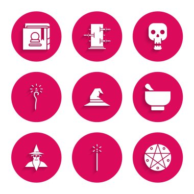 Cadı şapkası, sihirli değnek, daire şeklinde pentagram, havan topu, büyücü büyücüsü, asa, Kurukafa ve Antik büyü kitabı ikonu. Vektör