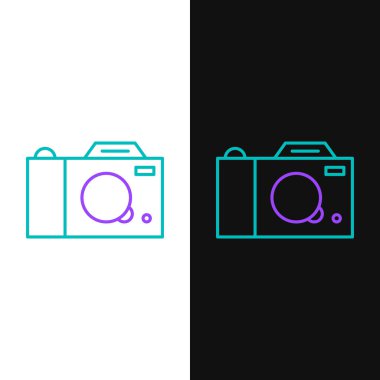 Çizgi fotoğraf makinesi simgesi beyaz ve siyah arkaplanda izole edildi. Fotoğraf makinesi simgesi. Renkli taslak konsepti. Vektör