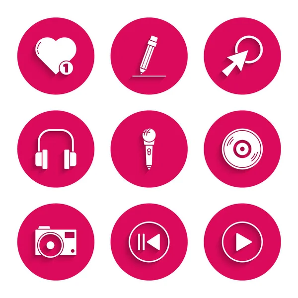 Mikrofonu, geri sarmayı, oyun çemberini, vinil diski, fotoğraf makinesini, kulaklıkları, ok imlecini, beğeni ve kalp ikonunu ayarla. Vektör