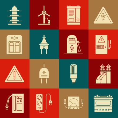 Araba aküsünü, nükleer santrali, elektrik panelini, fişi, pili, yüksek voltajlı direk hattını ve araba şarj istasyonu simgesini ayarla. Vektör