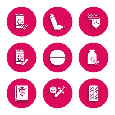 İlaç hapı ya da tablet hazırla, iğneli tıbbi şırınga, hap paketi, şişe ve haplar, kitap, serum torbası ve ikon. Vektör