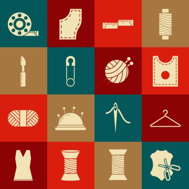 Makas, deri, elbise dolabı, dikiş deseni, bant ölçüsü, klasik kapalı çelik güvenlik iğnesi, kesici alet ve örgü iğneleri ikonlu iplik topu. Vektör