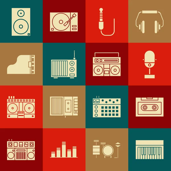 Set Music synthesizer, Retro audio cassette tape, Microphone, Audio jack, Radio with antenna, Grand piano, Stereo speaker and Home stereo two speakers icon. Vector — Stock Vector