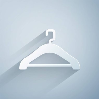 Kağıt kesiği gardırop simgesi gri arka planda izole edilmiş. Vestiyer ikonu. Kıyafet servis sembolü. Çamaşır askı tabelası. Kağıt sanatı tarzı. Vektör.