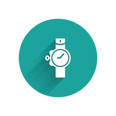 Beyaz bilek saat ikonu uzun gölgeli izole. Kol saati simgesi. Yeşil daire düğmesi. Vektör.