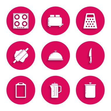 Bir tepsi yiyecek, demlik, yemek pişirme, bıçak, kesme tahtası, merdane, rende ve gaz soba ikonu ile kaplanmış. Vektör