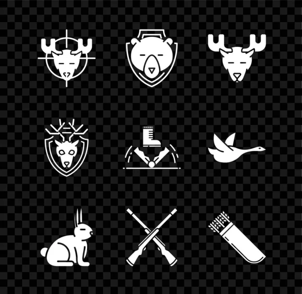 Set Hunt on moose with crosshairs, Bear head shield, Moose horns, Rabbit, Two crossed shotguns, Quiver arrows, Deer antlers and Trap hunting icon. Vector — Vettoriale Stock
