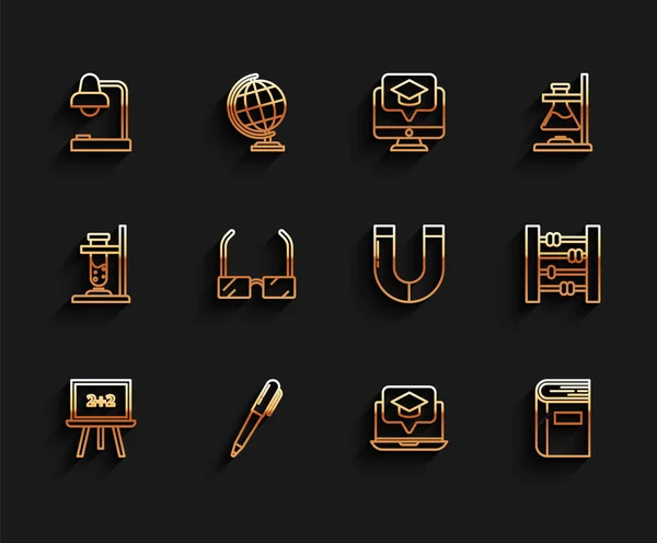 Set line Chalkboard, Pen, Table lamp, Graduation cap on screen laptop, Book, Glasses, Abacus and Magnet icon. Vector — Vector de stock