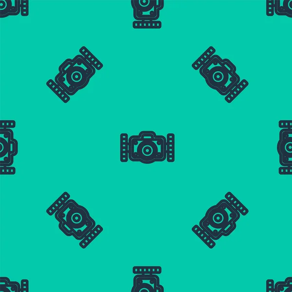 Blue line Photo camera for diver icon isolated seamless pattern on green background. Foto camera icon. Diving underwater equipment. Vector — Stock Vector