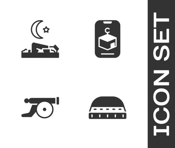 Set Muslim hat for prayer, man prays, Ramadan cannon and Star and crescent icon. Vector — Vettoriale Stock