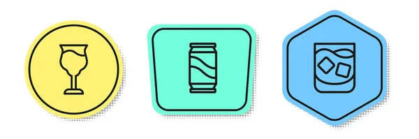 Set line Wine glass, Beer can and Glass of whiskey. Colored shapes. Vector —  Vetores de Stock