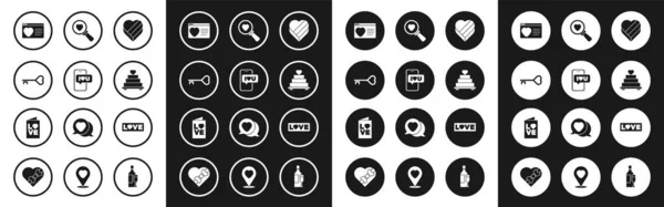 Set Candy in heart shaped box, Mobile with, Key, Dating app online, Wedding cake, Search love, Love text and Valentines day party flyer icon. Vector — 图库矢量图片
