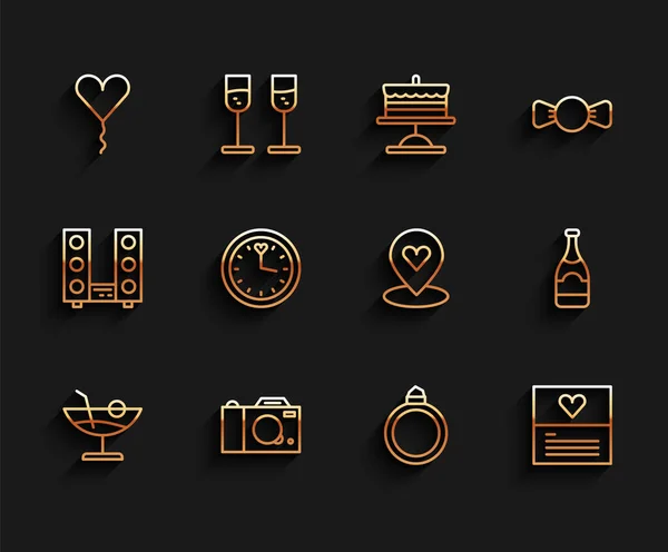 Set line Cocktail, Photo camera, Balloon in form of heart, Diamond engagement ring, Greeting card, Clock, Champagne bottle and Location with icon. Vector — Stockvektor