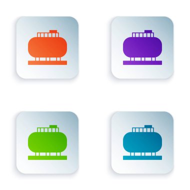 Renk yağı depolama simgesi beyaz arkaplanda izole edildi. Petrol ve gaz endüstrisi için gemi deposu. Petrol tankı teknoloji istasyonu. Kare düğmelere renkli simgeleri yerleştir. Vektör