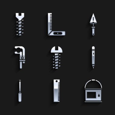 Metalik vida, cetvel, boya kovası silgi, tornavida, klemp aleti, mala ve simgeyle kalem. Vektör
