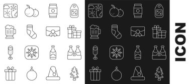 Sabit bir Noel ağacı, şampanya şişesi, hediye kutusu, bira kutusu, çorap, tahta bira kupası, havai fişek roketi ve kartpostal ikonu. Vektör